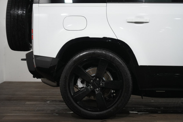 2026 Land Rover Defender L663 110 D350 X-Dynamic HSE SUV Image 6
