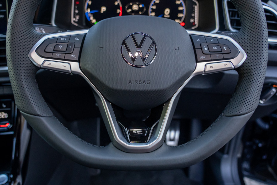 2025 Volkswagen T-Roc 140TSI R-Line SUV Image 11