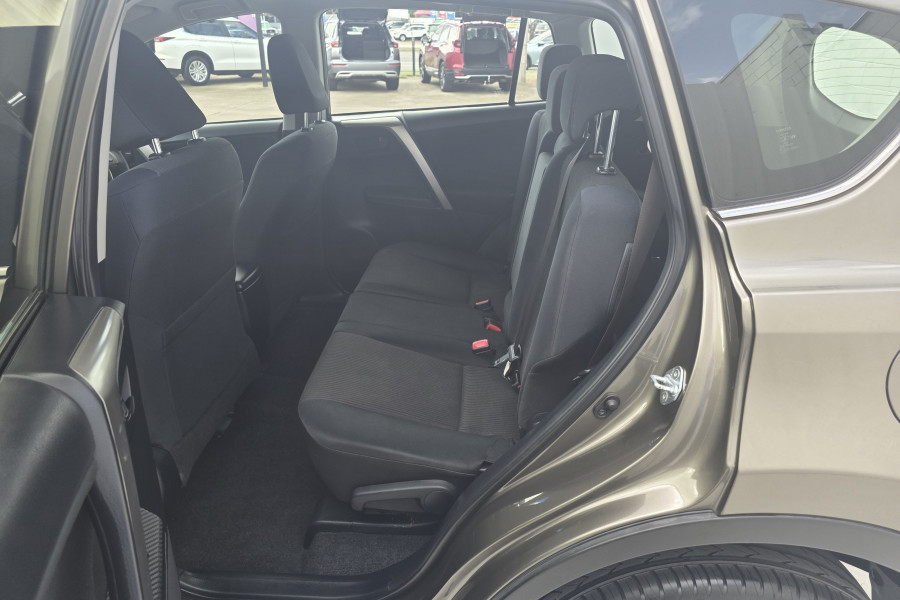 2015 MY14 Toyota RAV4 ASA44R GX SUV Image 10