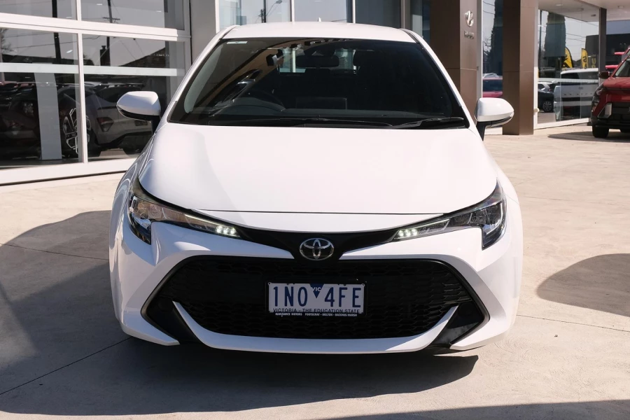 2018 Toyota Corolla MZEA12R Ascent Sport Hatch Image 3