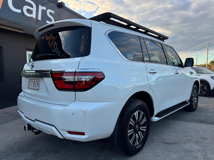 2021 Nissan Patrol Y62 Ti SUV Image 7