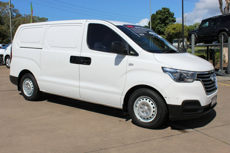 2019 Hyundai iLoad TQ4  Van Image 12