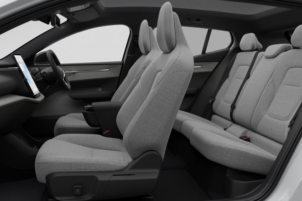2026 Volvo EX30  Single Motor Extended Range Ultra SUV Image 3
