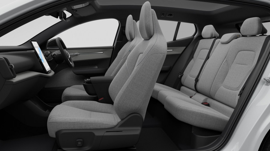 2026 Volvo EX30  Single Motor Extended Range Ultra SUV Image 3