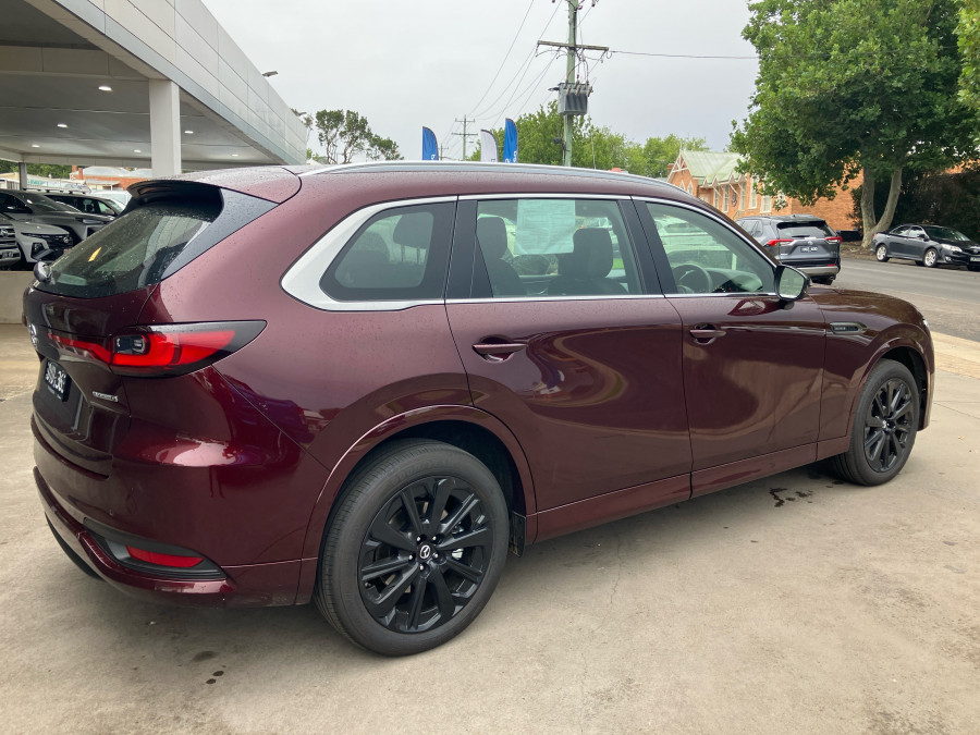 2025 Mazda CX-80 KL G40e GT SUV Image 5