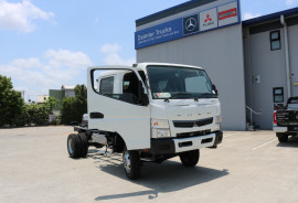 2019 Fuso Canter CREW CAB 4X4 Cab chassis