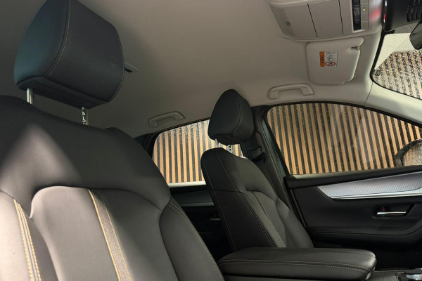 2024 Mazda CX-60 KH Series P50e Evolve SUV Image 18