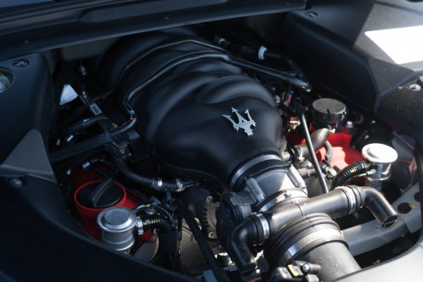2012 Maserati Grancabrio Sport  Convertible Image 13