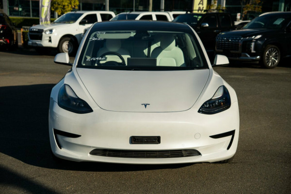 2021 Tesla Model 3  Standard Range Plus Sedan Image 5