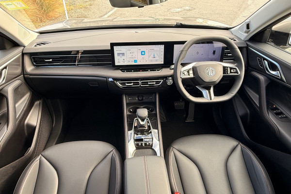 2026 MY25 MG HS AS33 Essence SUV Image 16