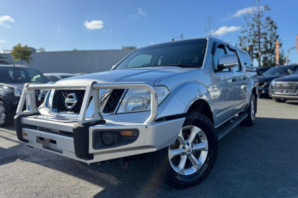 2011 Nissan Navara D40 ST Ute Image 2