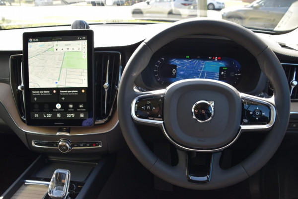 2026 Volvo XC60 UZ Ultra T8 Plug-in Hybrid Dark SUV Image 18