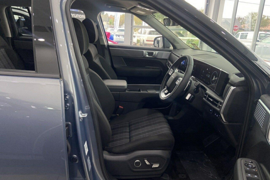 2024 MY25 Hyundai Santa Fe MX5.V1 Hybrid SUV Image 16