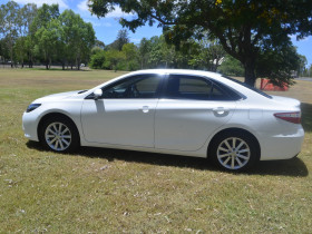 2017 Toyota Camry AV S Sedan