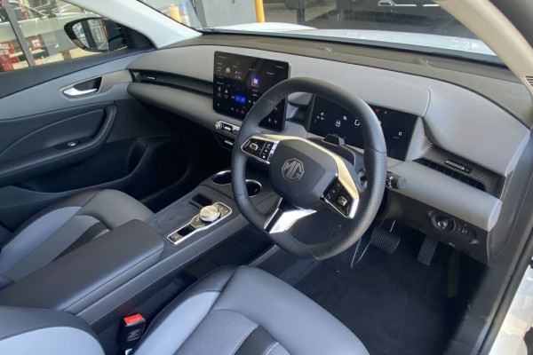 2025 MG MGS5 EV ZS3EM Essence 49 SUV Image 10