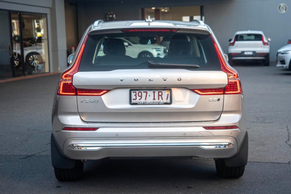 2023 Volvo XC60  Ultimate B5 Bright SUV Image 5