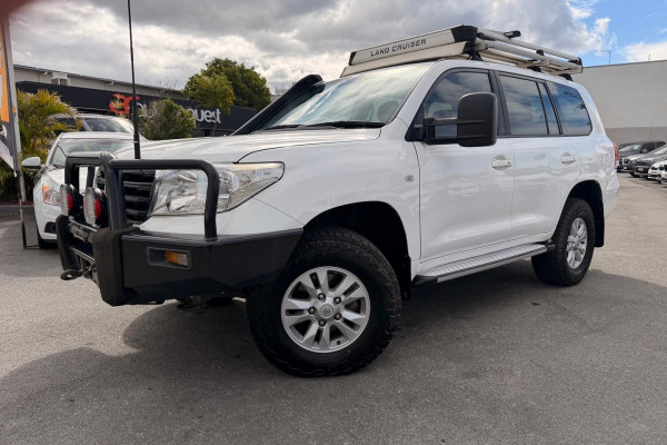 2009 Toyota LandCruiser VDJ200R GXL SUV Image 1