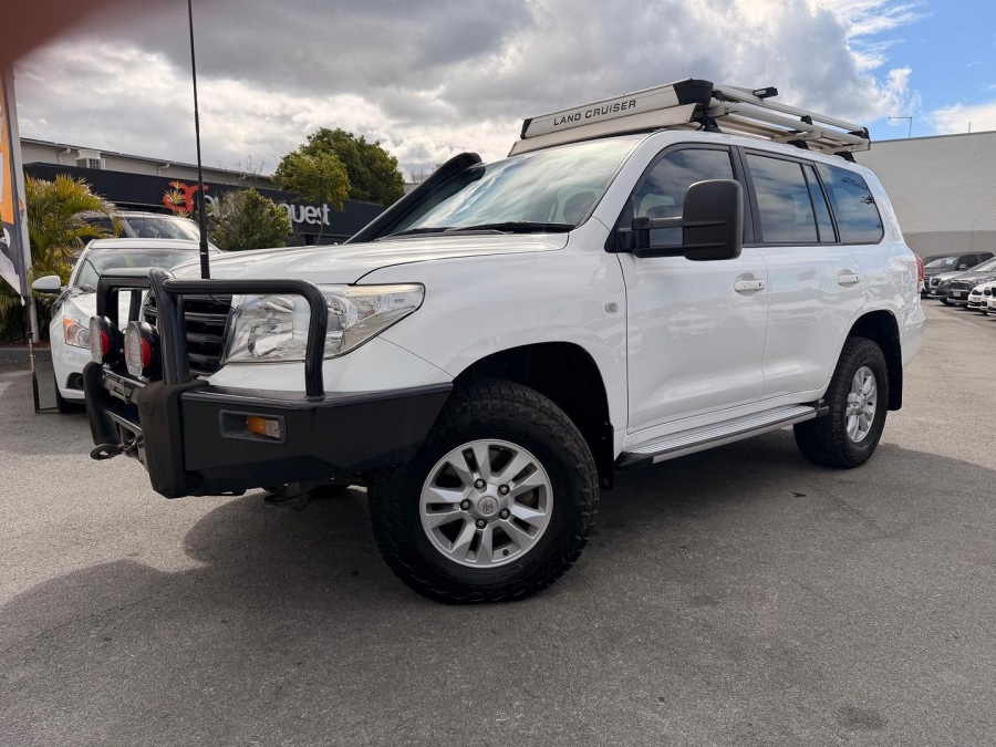 2009 Toyota LandCruiser VDJ200R GXL SUV Image 1
