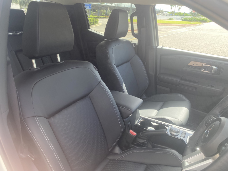 2025 Mitsubishi Triton MV GLS Ute Image 11