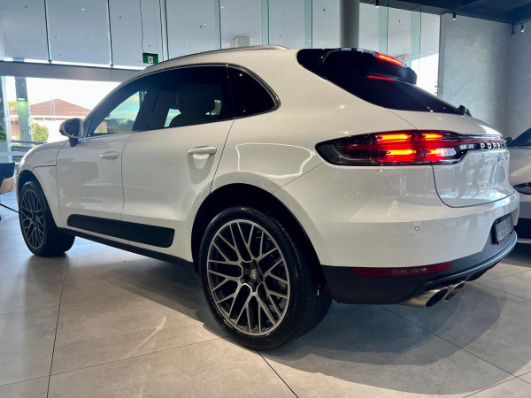 2019 MY20 Porsche Macan 95B S SUV image 6