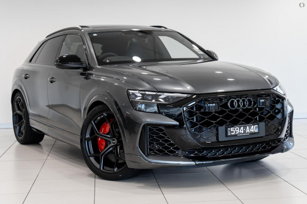 Audi RS Q8 TFSI F1