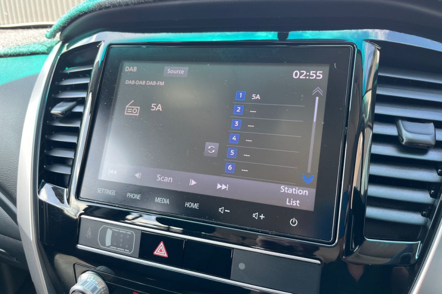 2020 Mitsubishi Pajero Sport QE GLX SUV Image 10