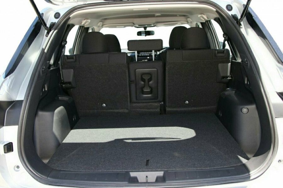 2024 Mitsubishi Outlander ZM ES SUV Image 8