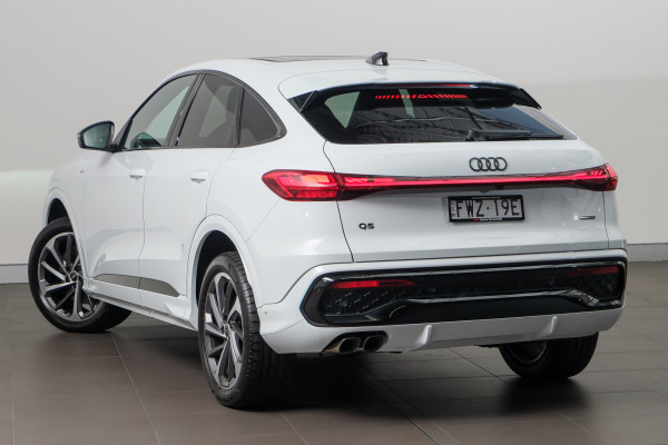 2026 MY25 Audi Q5 GU TDI 150kW Sport SUV image 2