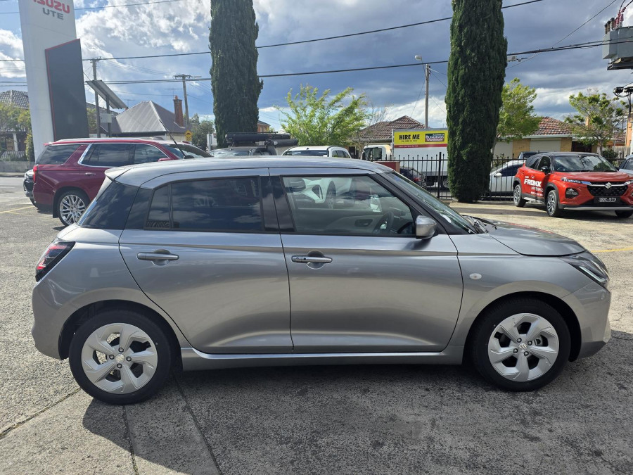 2026 Suzuki Swift UZ Hybrid Plus Hatch Image 6