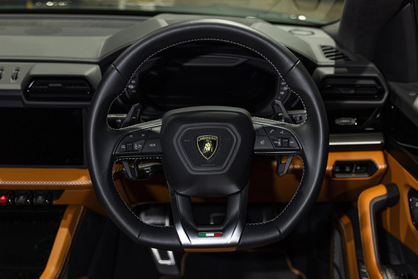 2025 Lamborghini Urus 636 SE SUV Image 11