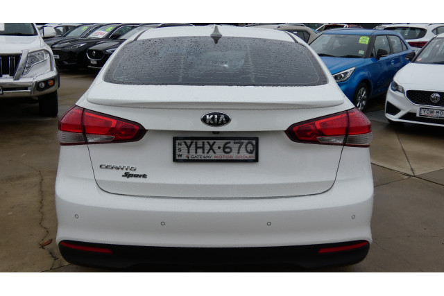 2017 MY18 Kia Cerato YD MY18 SPORT Sedan Image 7