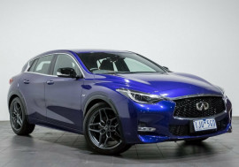 Infiniti Q30 Sport D-CT H15