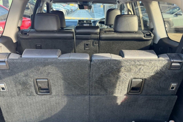 2020 Toyota LandCruiser Prado GDJ150R VX SUV Image 25