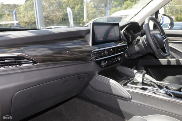 2024 LDV D90 SV9A Executive SUV Image 6