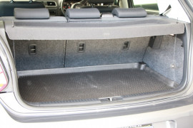 2010 Volkswagen Polo 6R 66TDI Hatchback Image 4