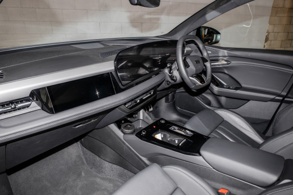 2025 Audi Q6 e-tron GF  SUV image 8
