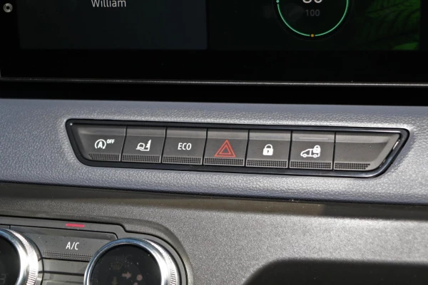 2026 Renault Master XDD  Van Image 3