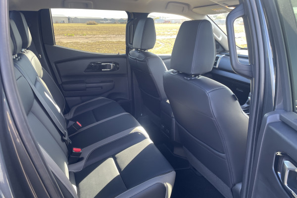 2025 MY26 Nissan Navara D27 ST-X Ute Image 10