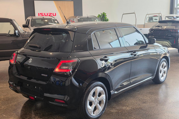 2026 Suzuki Swift UZ Hybrid Plus Hatch Image 6