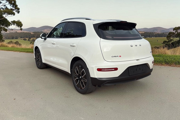 2026 GWM Ora EC15S Lux Wagon Image 4
