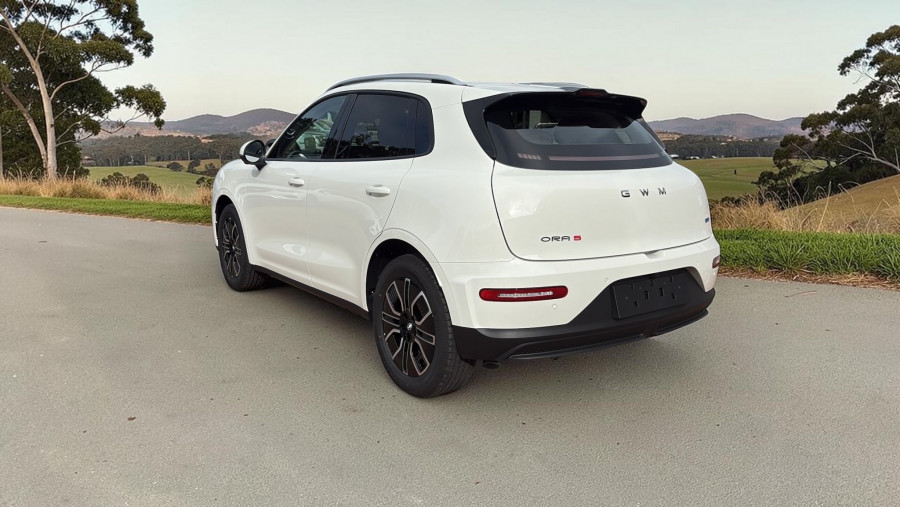 2026 GWM Ora EC15S Lux Wagon Image 4