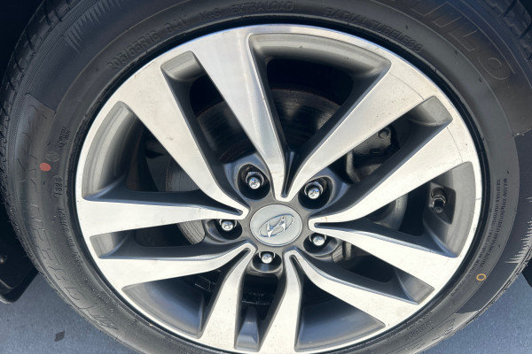 2017 MY18 Hyundai i30 PD Active Hatch Image 25