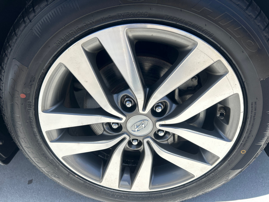 2017 MY18 Hyundai i30 PD Active Hatch Image 25