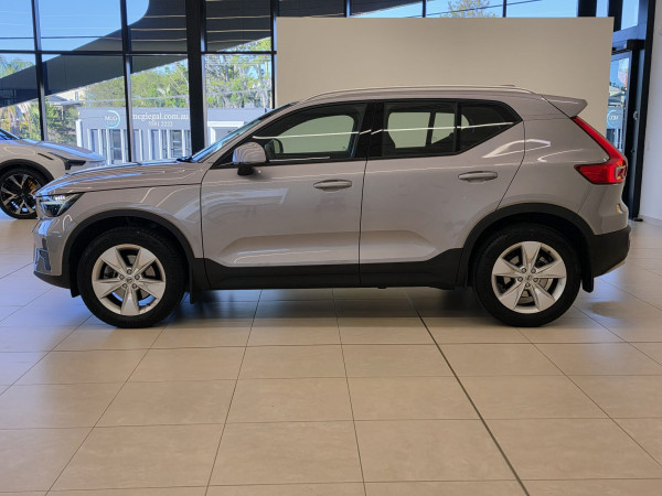 2025 MY26 Volvo XC40 XZ Plus B4 SUV image 6