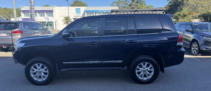 2019 Toyota LandCruiser VDJ200R Sahara SUV Image 6