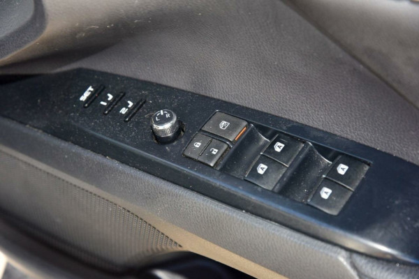 2020 Toyota Camry AXVH71R SL Sedan Image 6