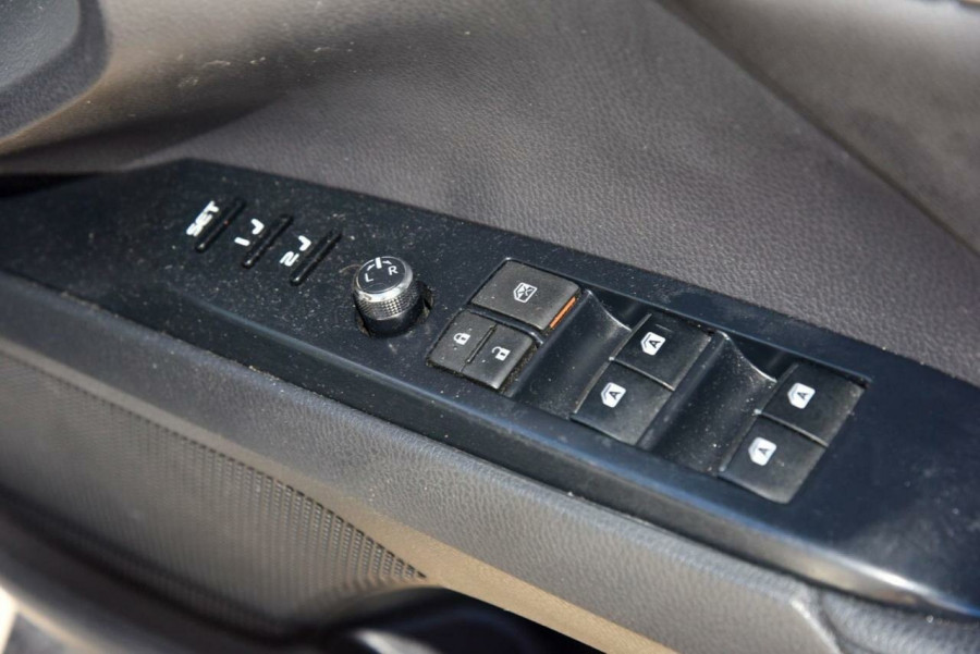 2020 Toyota Camry AXVH71R SL Sedan Image 6