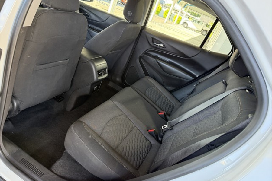 2018 Holden Equinox EQ LS SUV Image 12