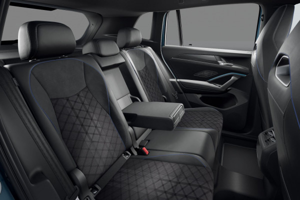 2025 Volkswagen Tiguan CT 150TSI R-Line SUV