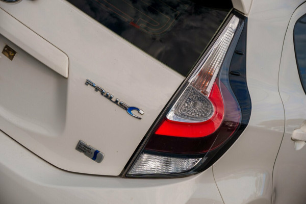 2020 Toyota Prius C NHP10R Hatch Image 7